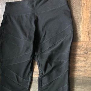 Jessica Simpson Mesh Leggings size Large